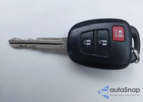 2014 Toyota Prius C Two z USA, uszkodzony, nr VIN JTDKDTB3XE1062125